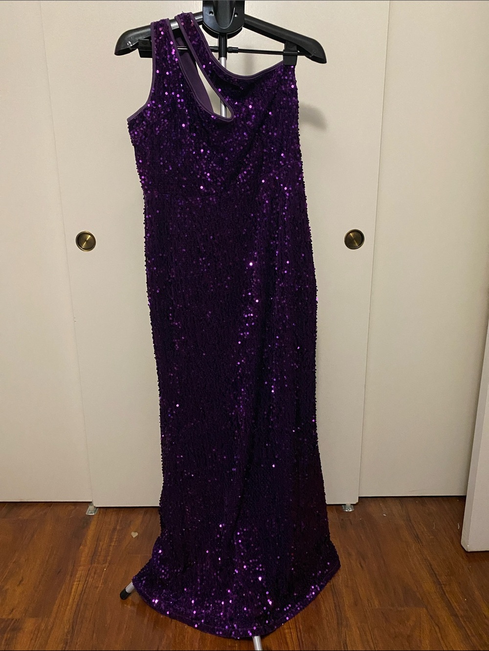One-Shoulder Purple Sequin Gown